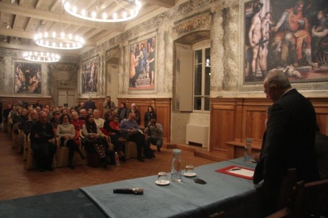 Nuova Libreria Rinascita. Presentazione del Libro "Ciao" dell'on. Walter Veltroni, presso la Sala dei Giudici (palazzo Loggia) il 24.11.2015